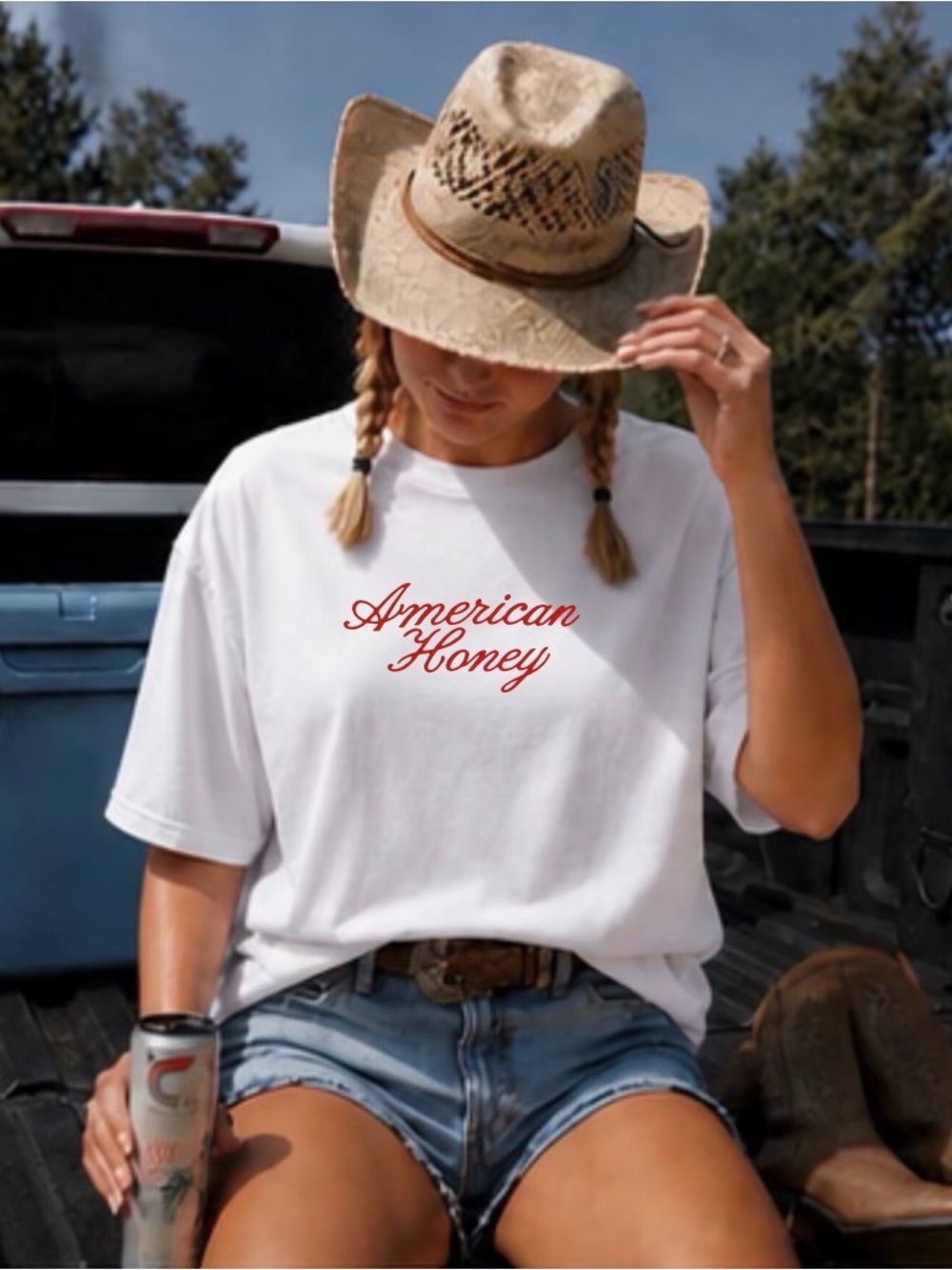 White "American Honey" Graphic T-shirt